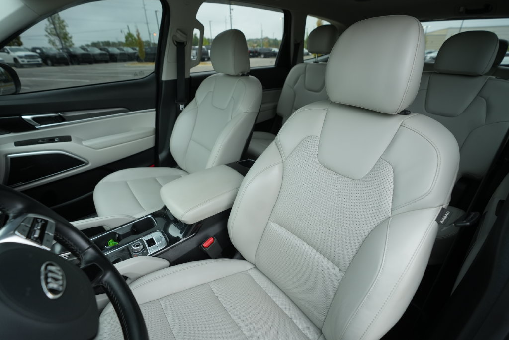 Used 2021 Kia Telluride S AWD/4WD image 42