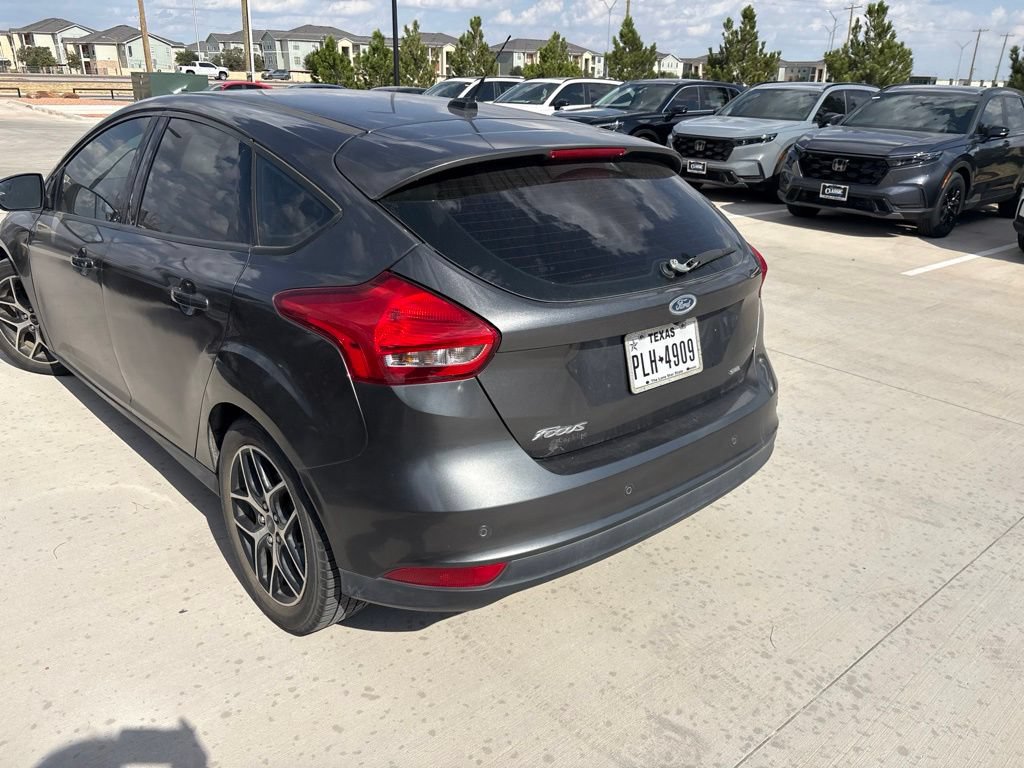 Used 2018 Ford Focus SEL w/ Cold Weather Package FWD image 5