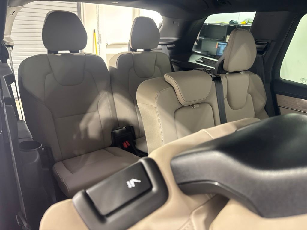 Used 2026 Volvo XC90 B6 Plus w/ Protection Package AWD/4WD image 26