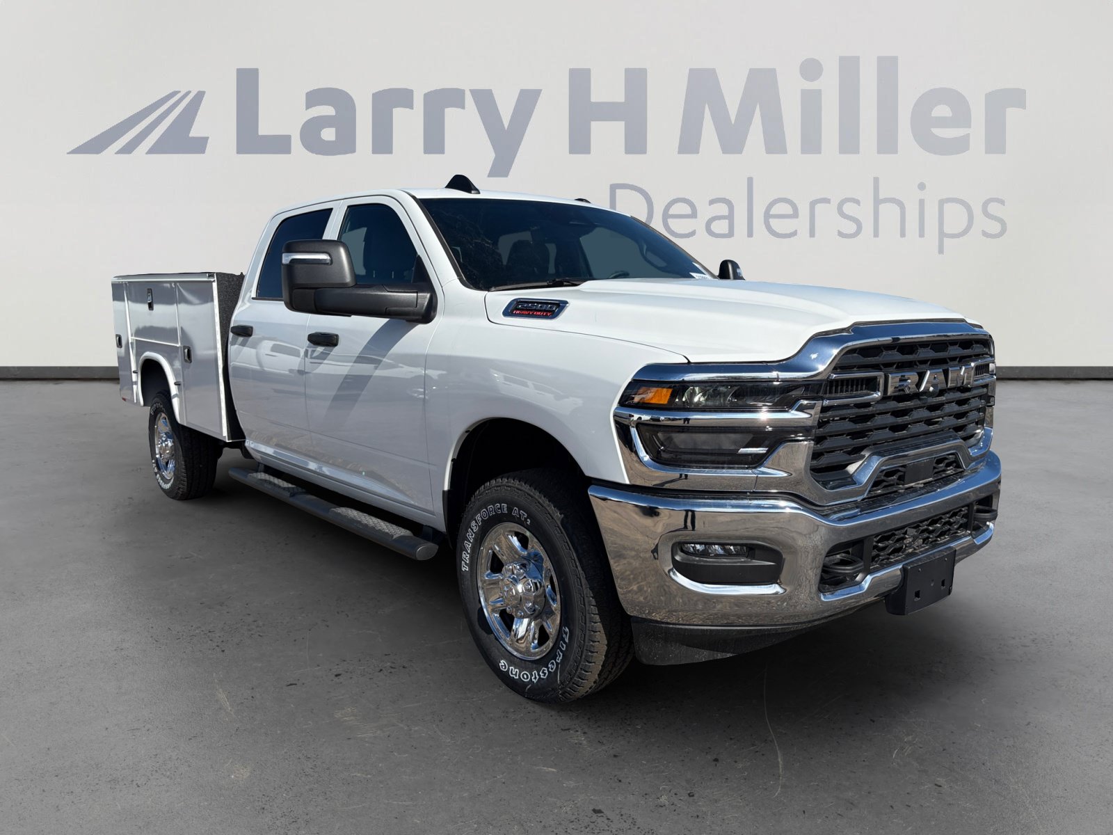 New 2026 RAM 2500 Tradesman AWD/4WD image 8