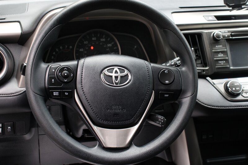 Used 2013 Toyota RAV4 XLE AWD/4WD image 18