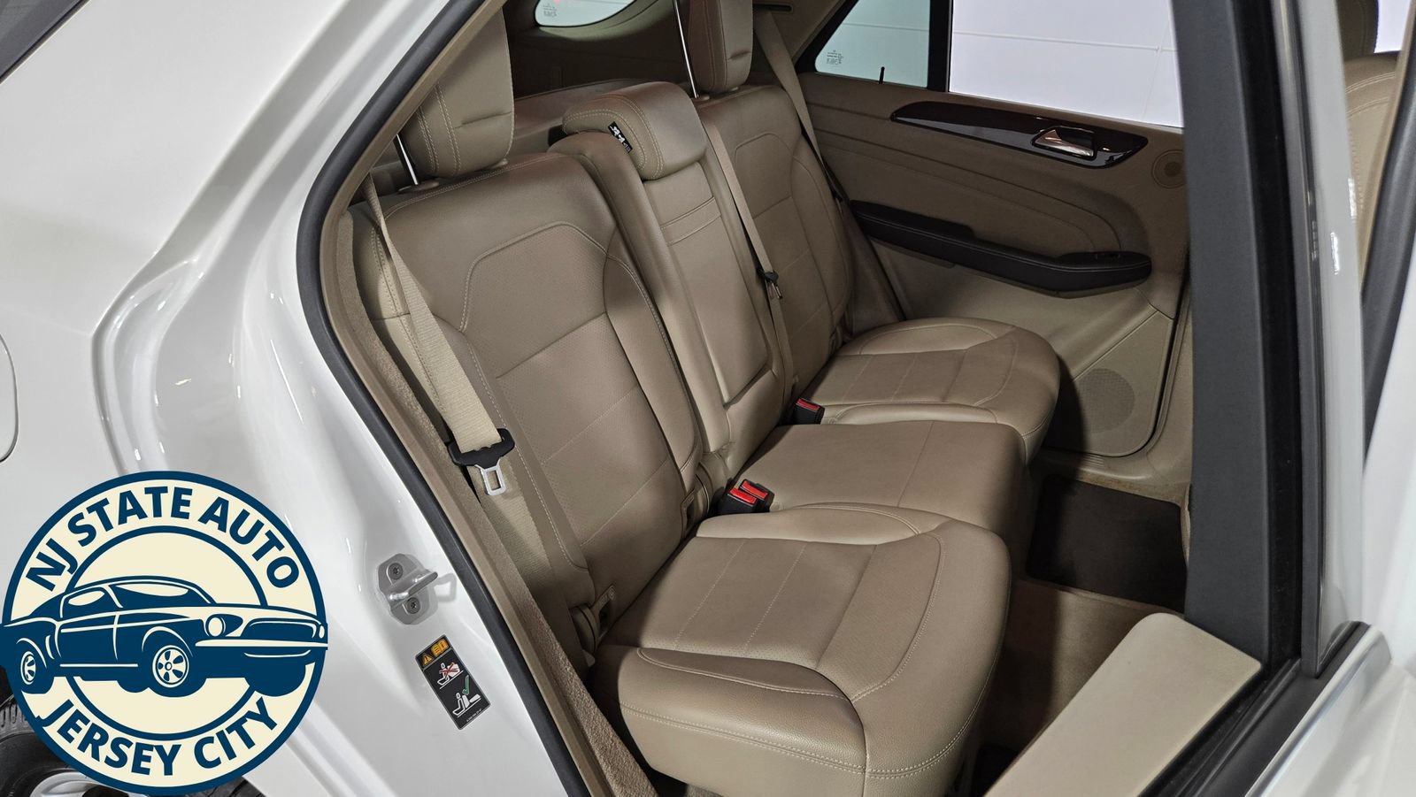 Used 2014 Mercedes-Benz ML 350 4MATIC w/ Premium 1 Package image 35