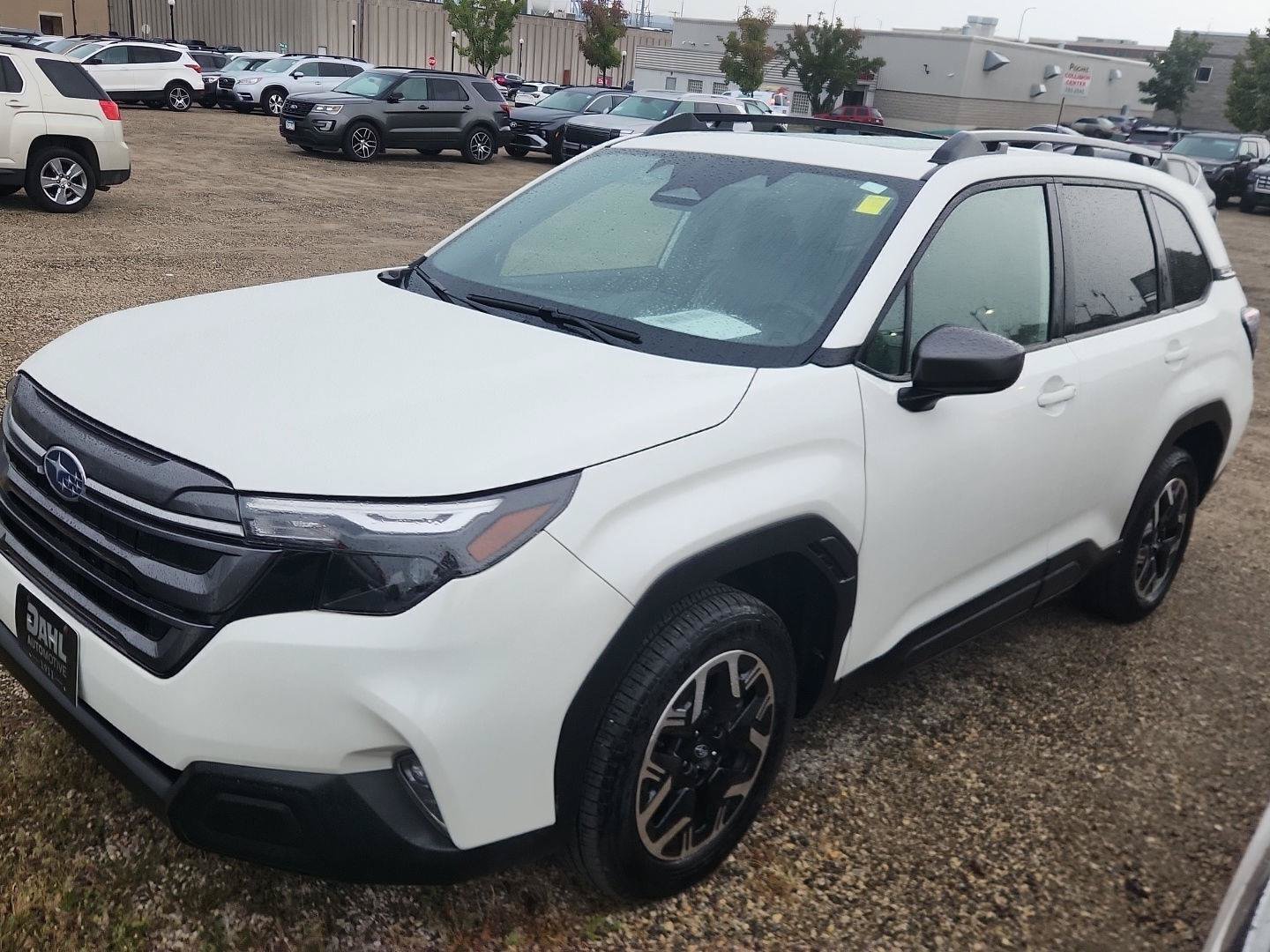 Used 2025 Subaru Forester Premium AWD/4WD image 9