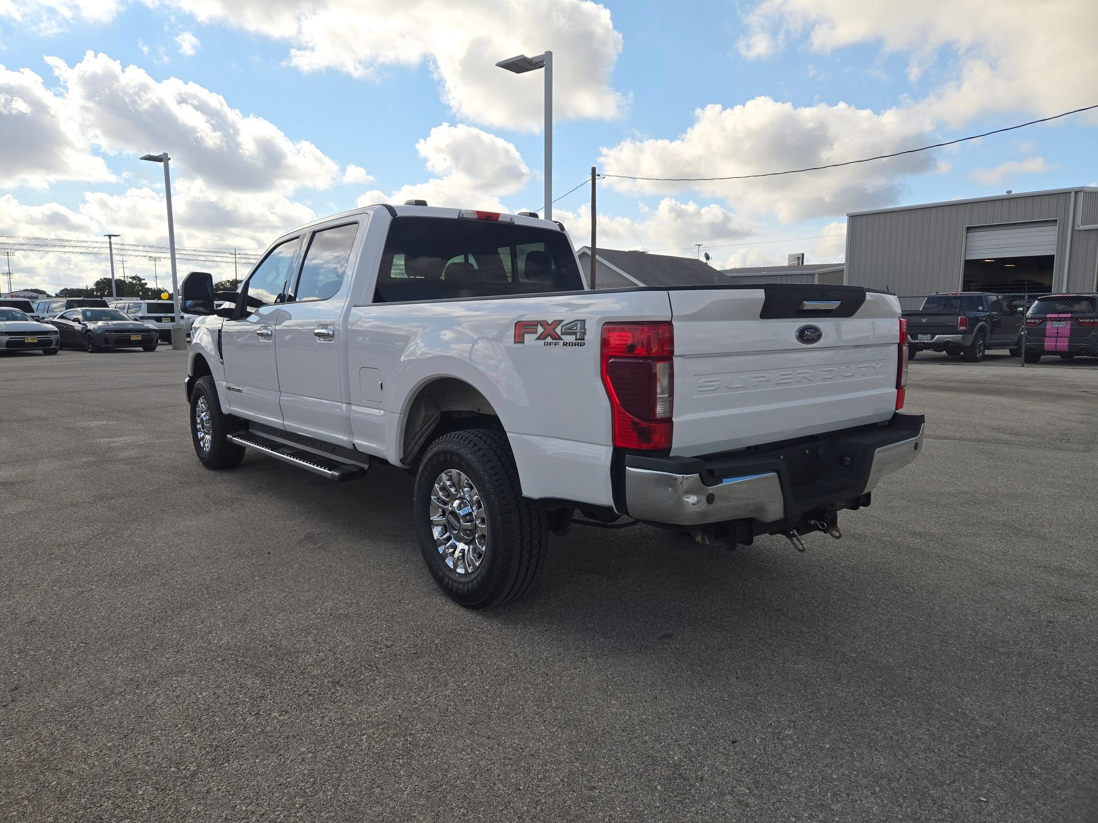 Used 2020 Ford F250 XLT w/ XLT Premium Package AWD/4WD image 5
