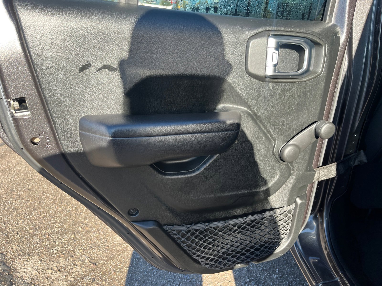 Used 2018 Jeep Wrangler Unlimited Sport image 16