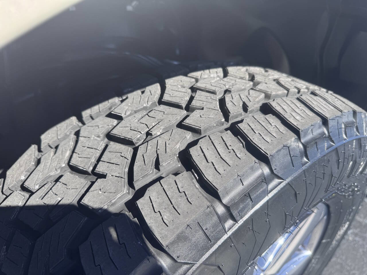 Used 2018 Ford F150 XLT w/ Equipment Group 302A Luxury image 13