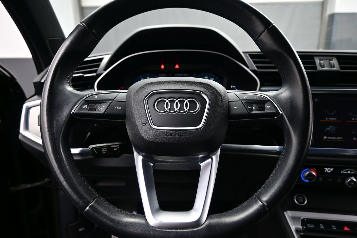 Used 2022 Audi Q3 2.0T Premium Plus w/ Premium Plus Package AWD/4WD image 24