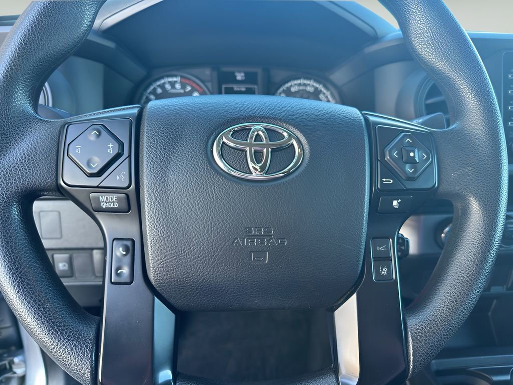 Used 2022 Toyota Tacoma SR AWD/4WD image 14