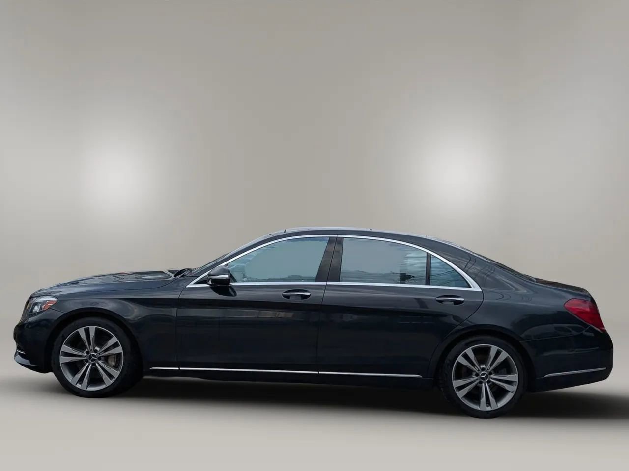 Used 2016 Mercedes-Benz S 550 4MATIC Sedan image 6
