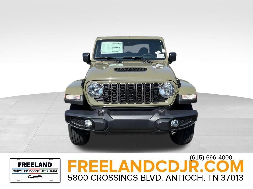 New 2025 Jeep Gladiator Sport AWD/4WD image 2