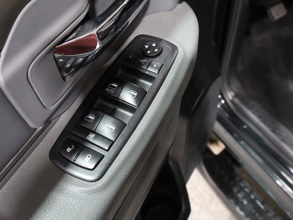 Used 2017 RAM 1500 Big Horn AWD/4WD image 13