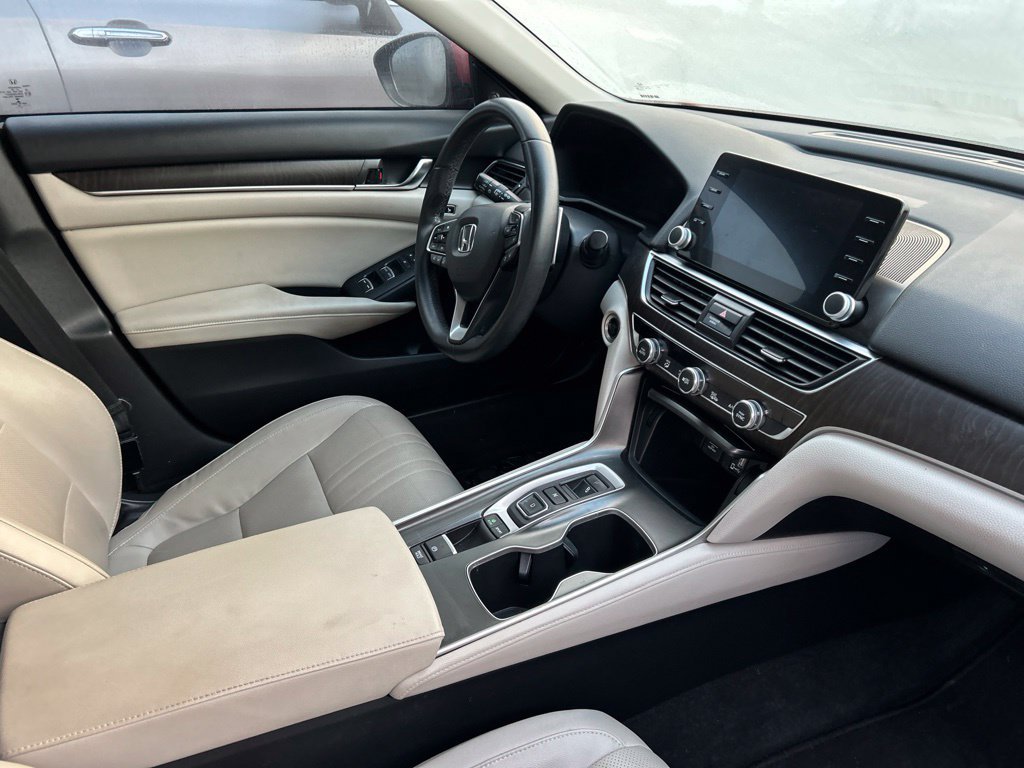 Used 2018 Honda Accord EX-L image 9