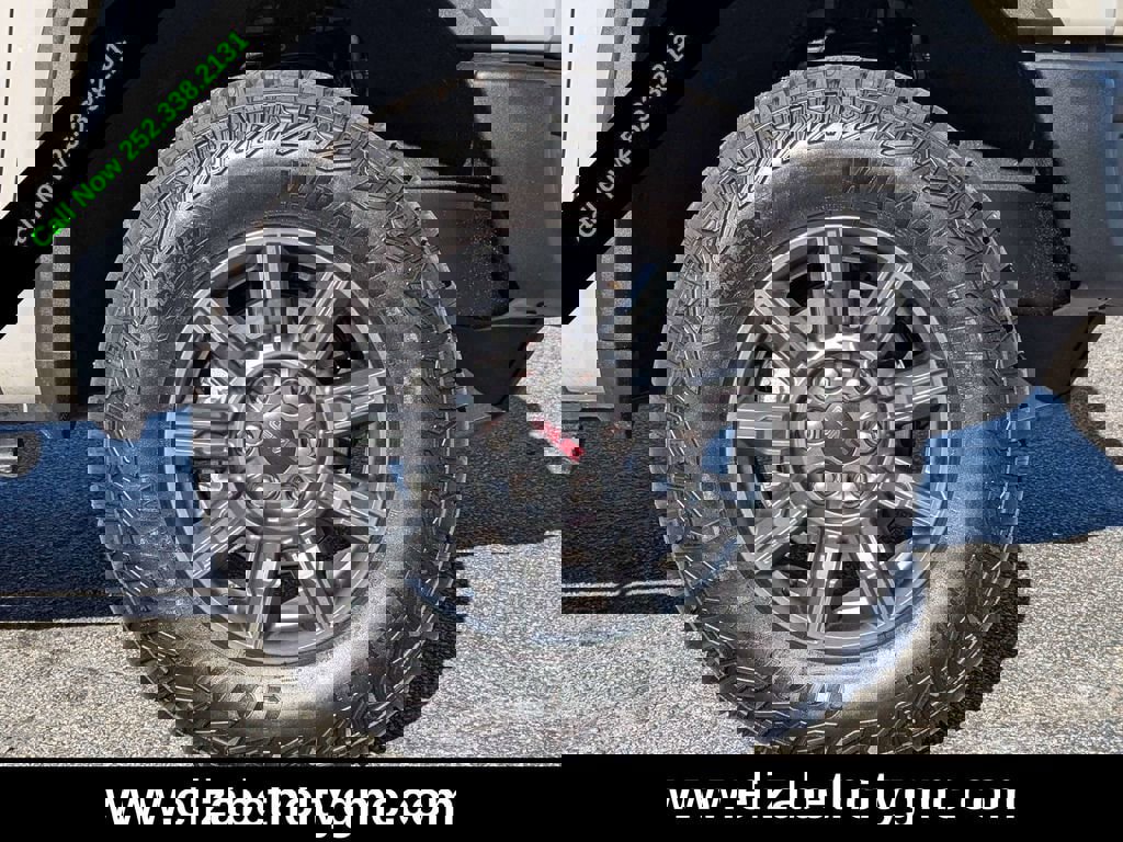 New 2026 GMC Sierra 1500 AT4X image 12