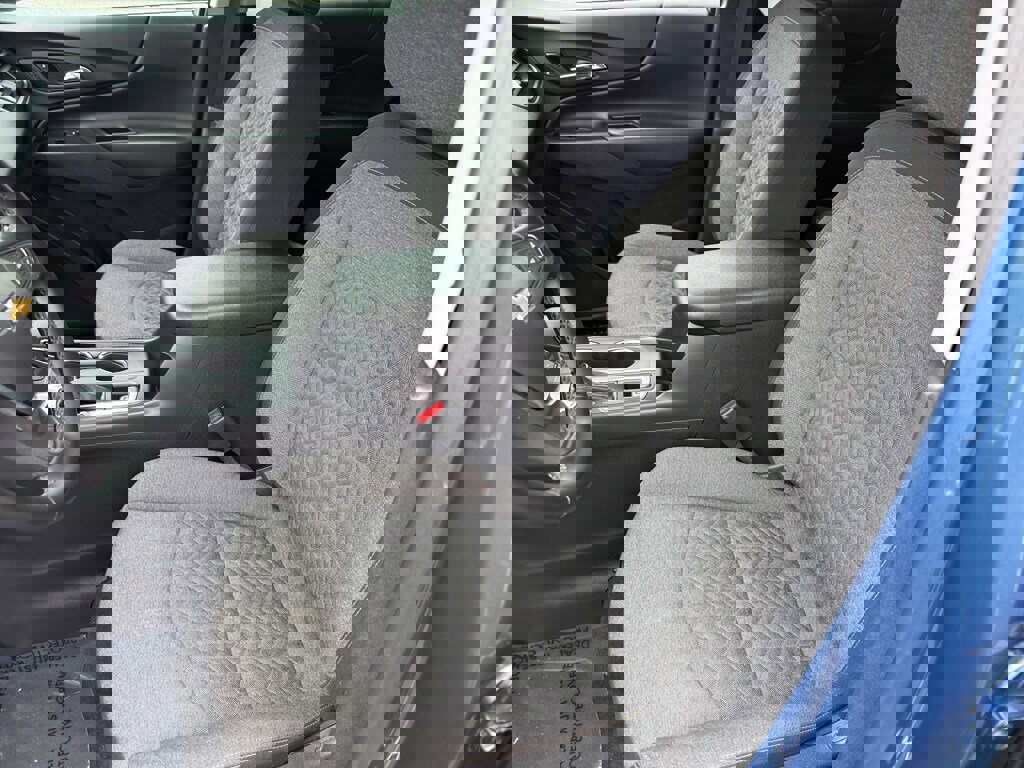 Used 2024 Chevrolet Equinox LT image 5