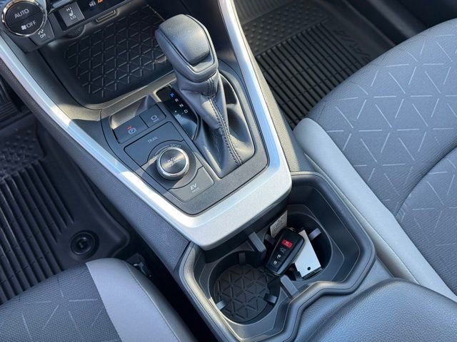 Used 2024 Toyota RAV4 XLE w/ Convenience Package image 27