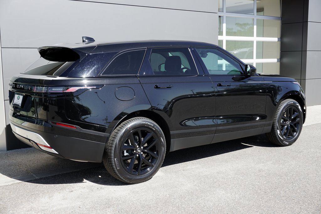 Used 2025 Land Rover Range Rover Velar S image 4