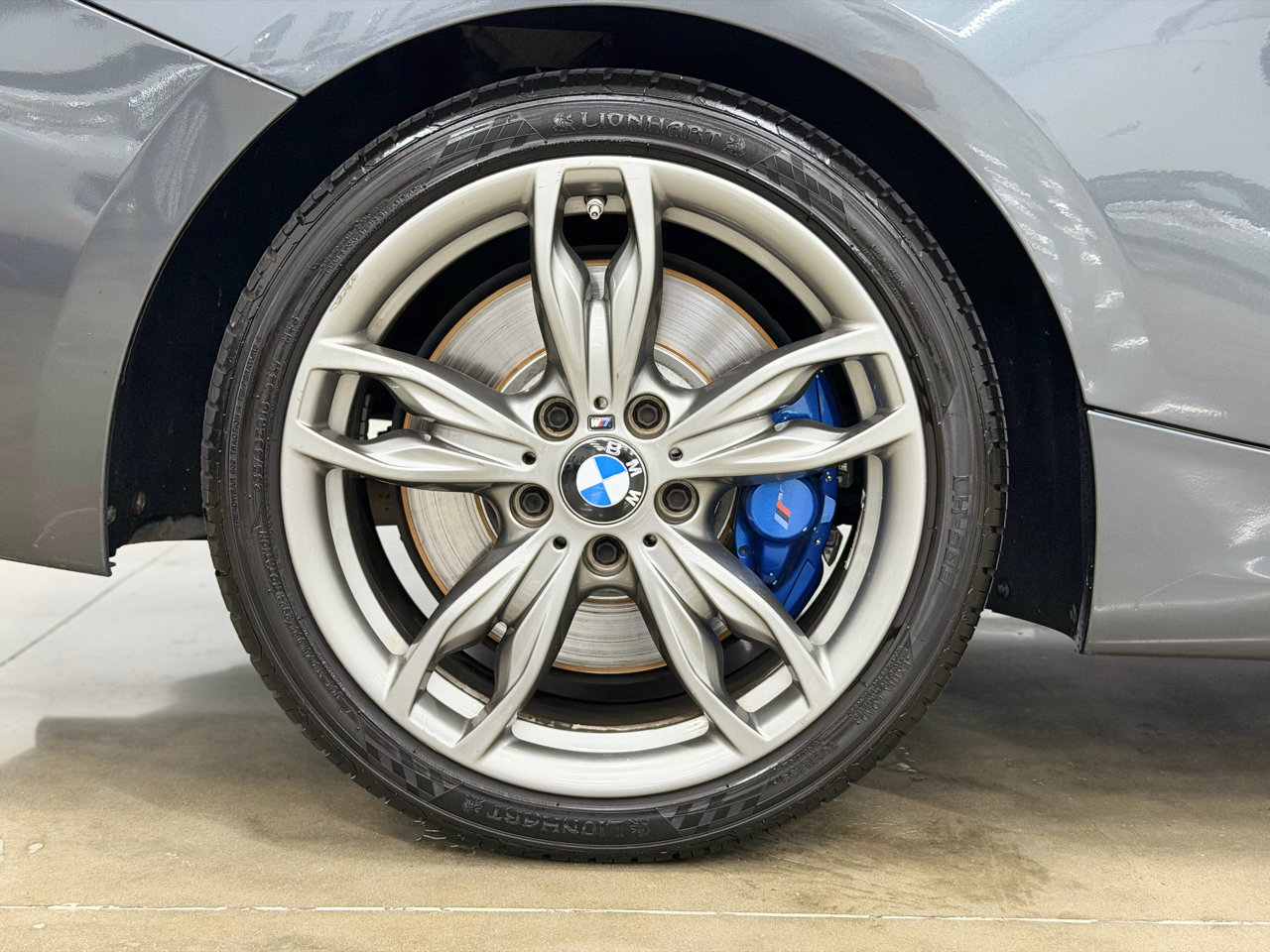Used 2017 BMW M240i Coupe image 10