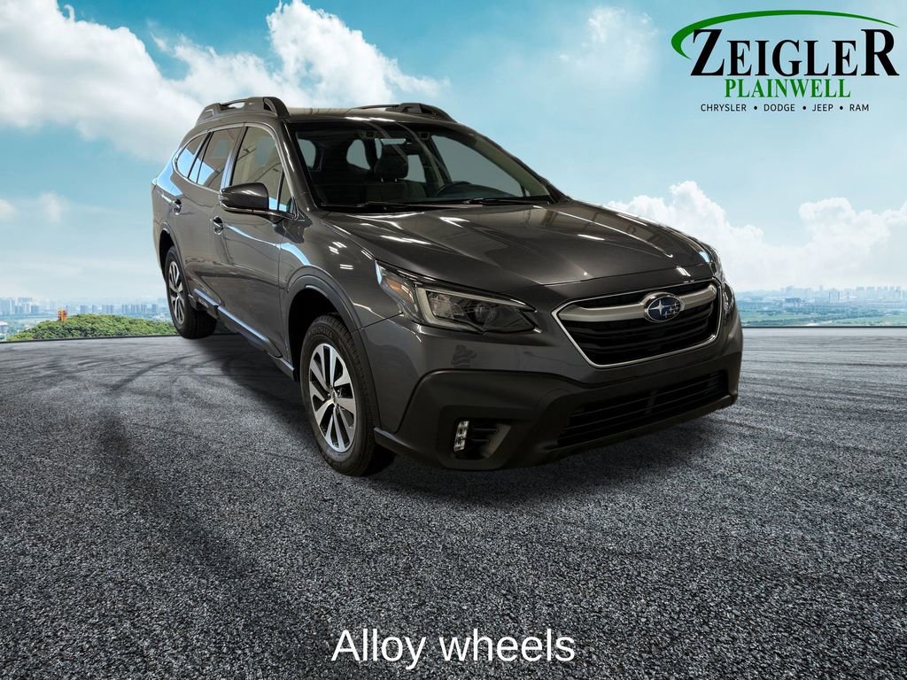 Used 2022 Subaru Outback Premium image 12
