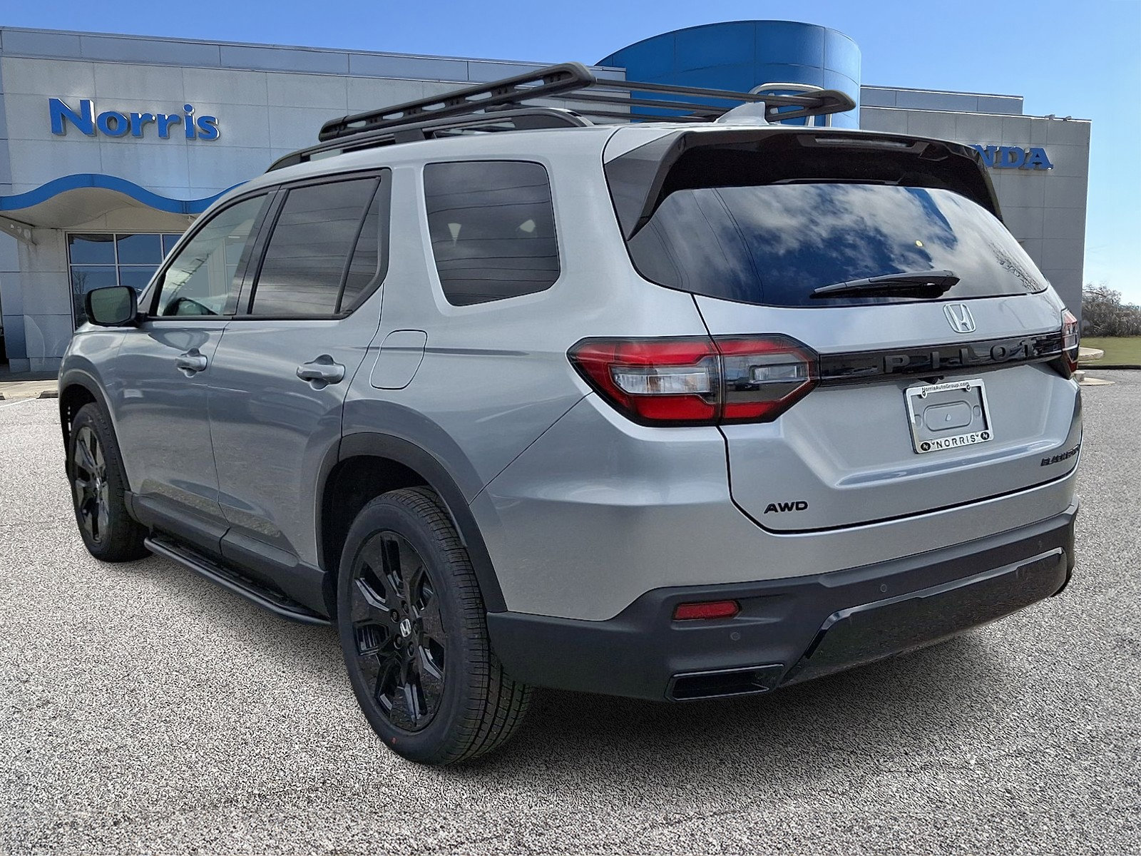 New 2026 Honda Pilot Black Edition image 3