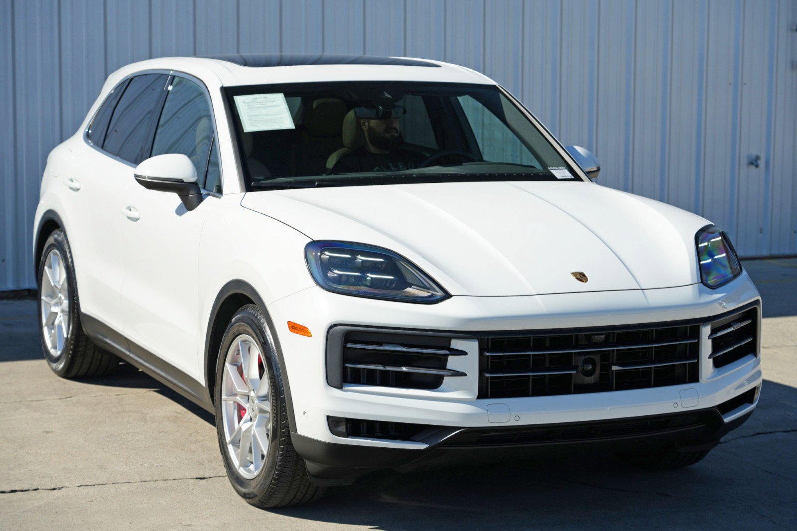 Used 2025 Porsche Cayenne S w/ Premium Package Plus image 60