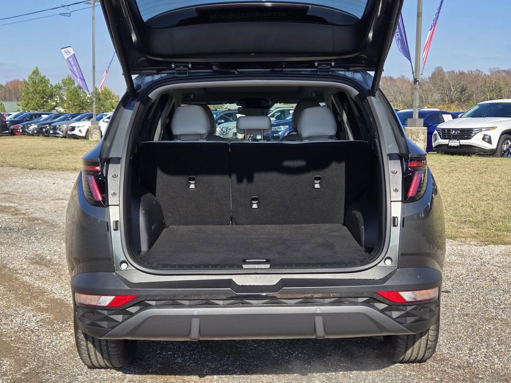 Used 2022 Hyundai Tucson Limited w/ Cargo Package FWD image 9