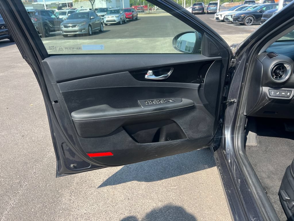 Used 2019 Kia Forte EX FWD image 9