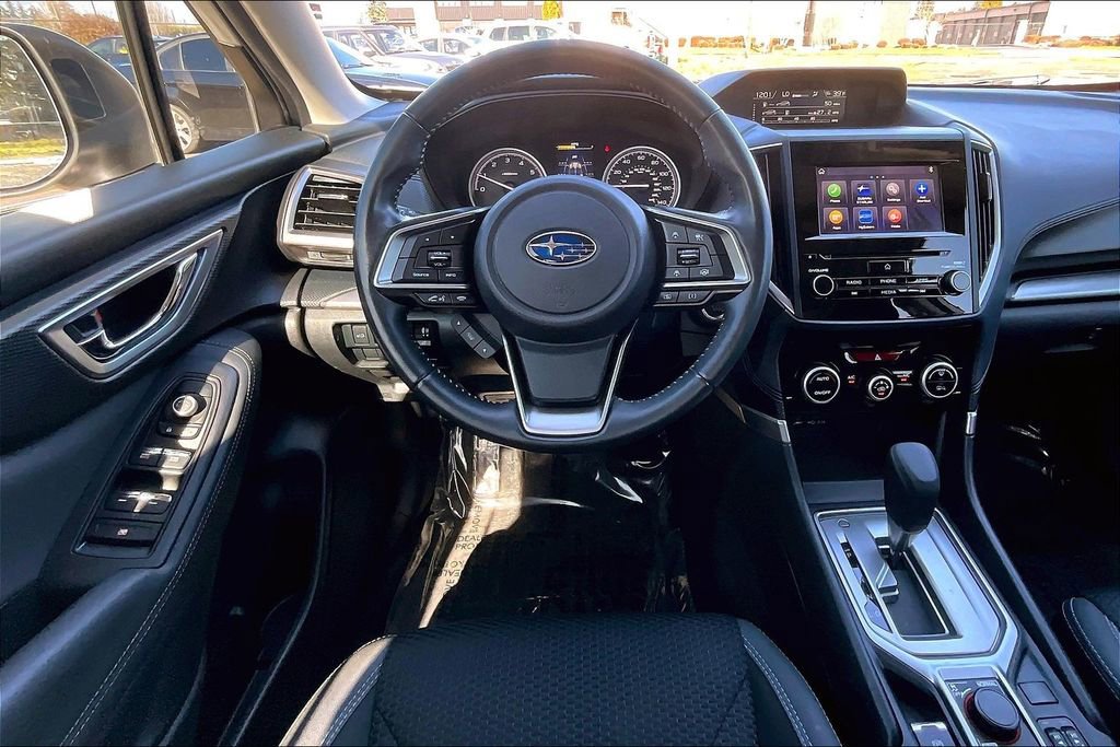 Used 2020 Subaru Forester Premium AWD/4WD image 7