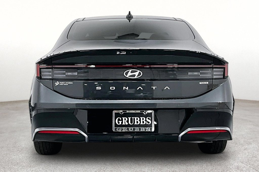 New 2026 Hyundai Sonata Limited FWD image 4