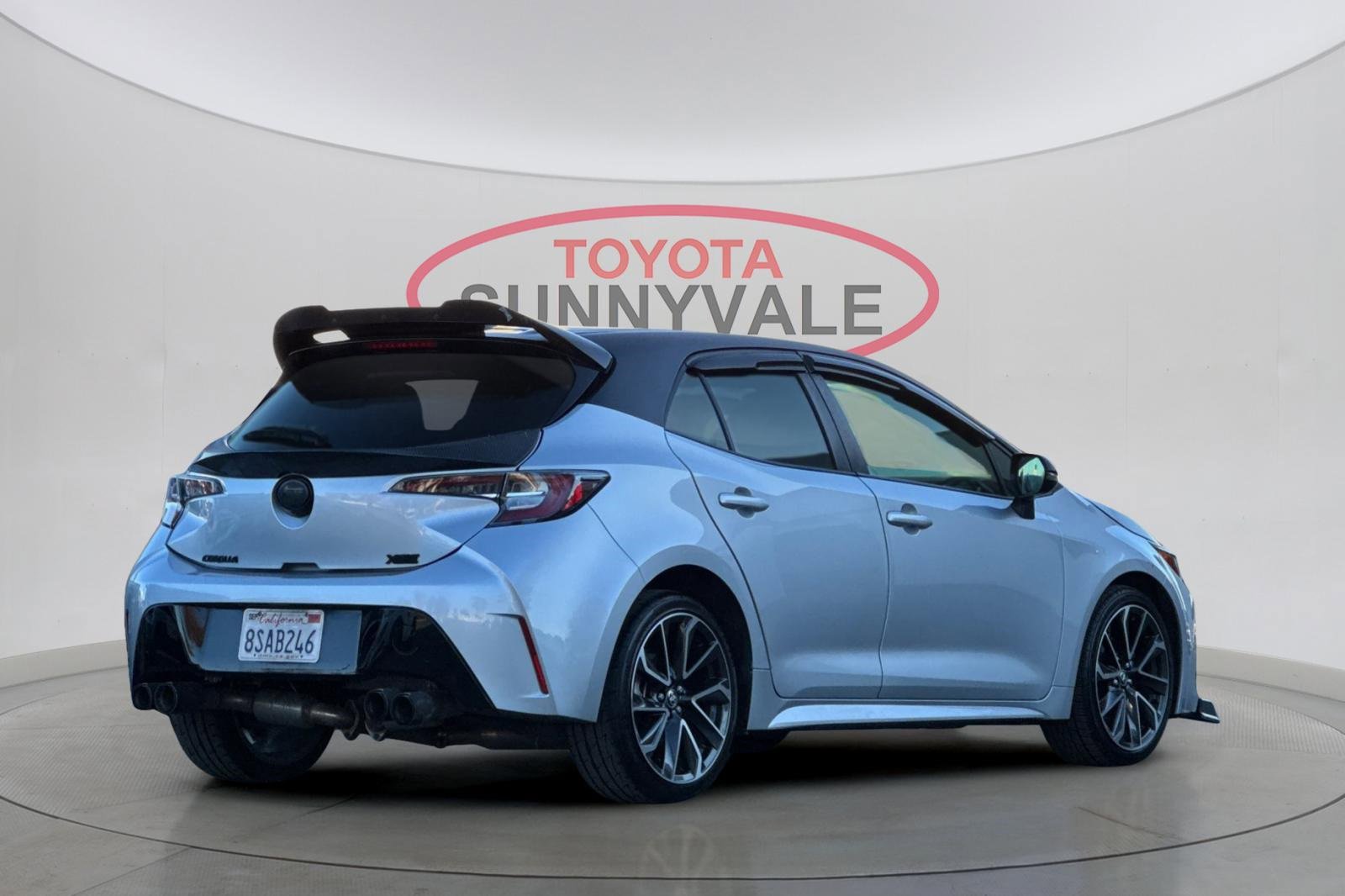 Used 2020 Toyota Corolla XSE image 3