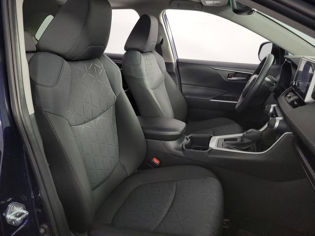 Used 2025 Toyota RAV4 XLE w/ Convenience Package FWD image 15