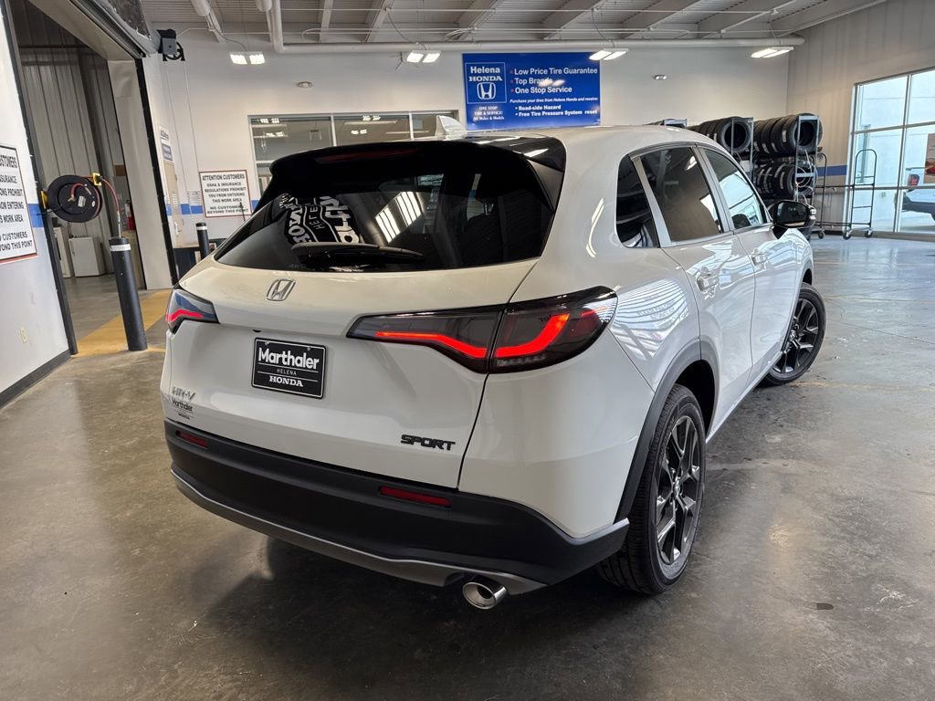New 2025 Honda HR-V Sport image 5