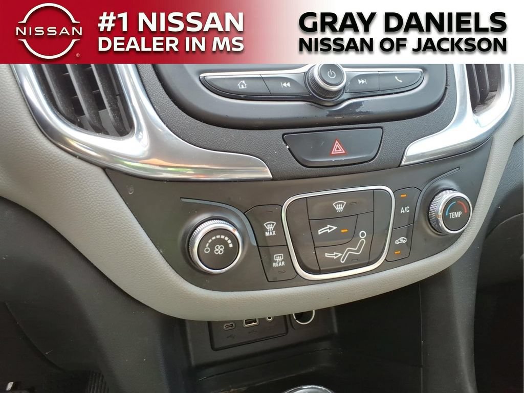 Used 2020 Chevrolet Equinox LS w/ LS Convenience Package FWD image 17