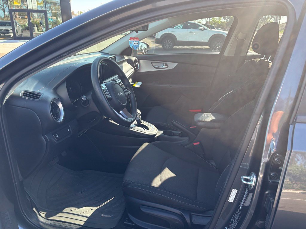 Used 2024 Kia Forte LXS FWD image 11