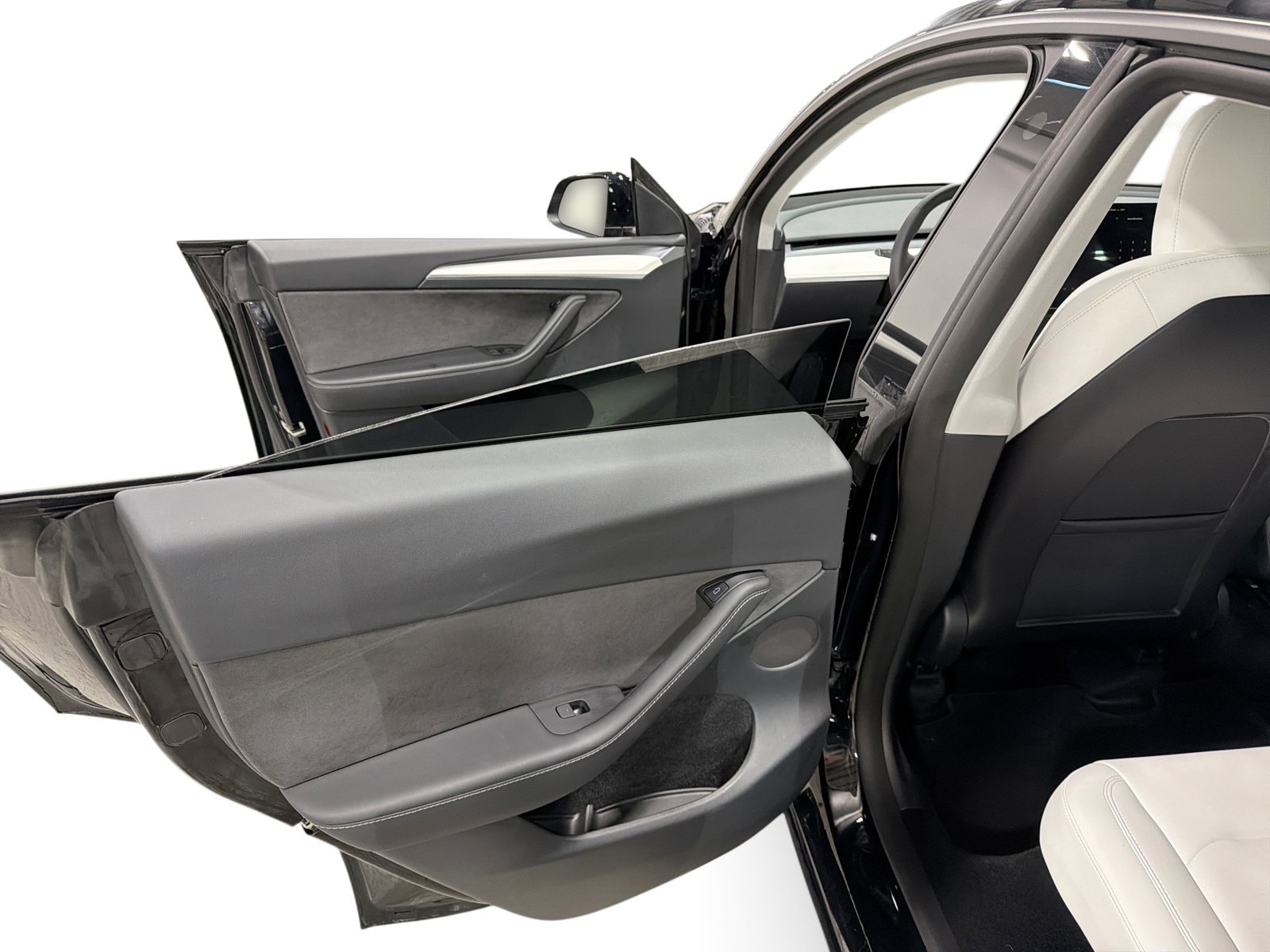 Certified 2023 Tesla Model Y Long Range AWD/4WD image 10