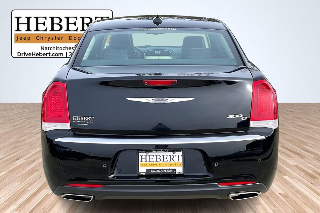 Used 2019 Chrysler 300 C w/ Safetytec Plus Group image 4