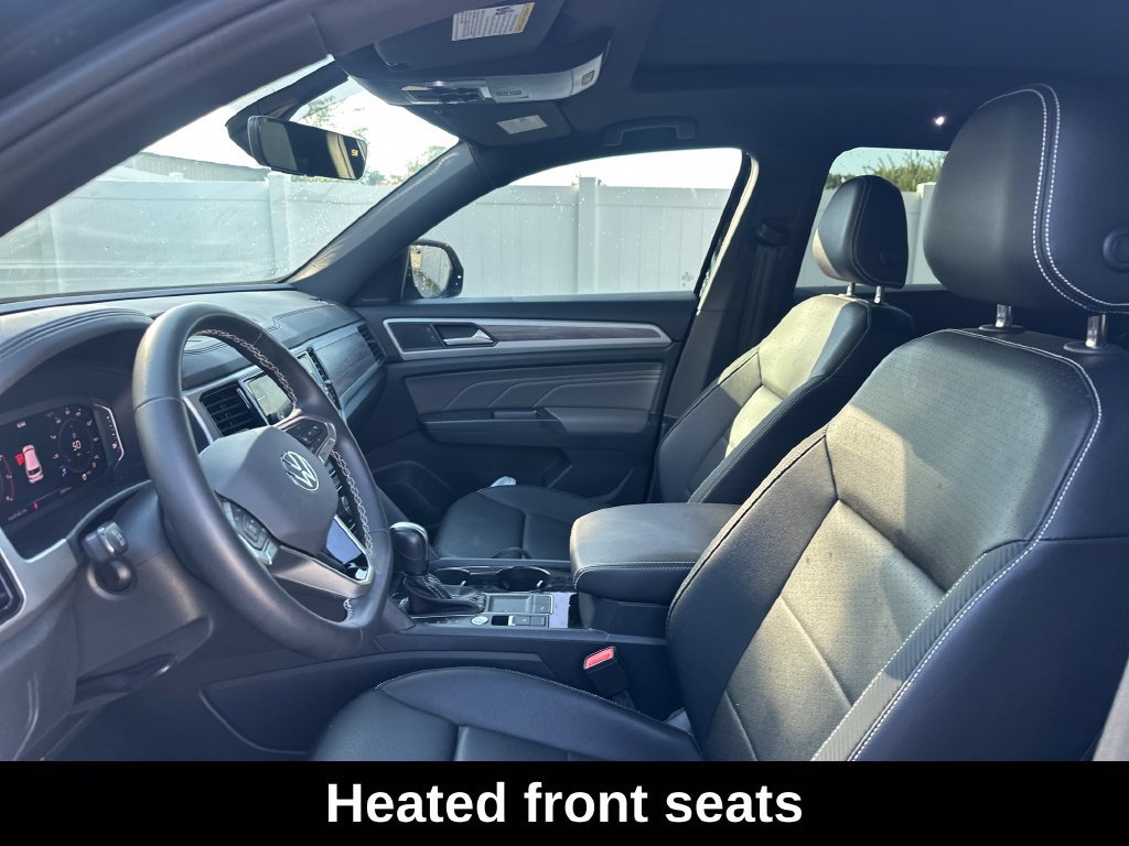 Used 2023 Volkswagen Atlas Cross Sport SE w/ Panoramic Sunroof Package FWD image 12