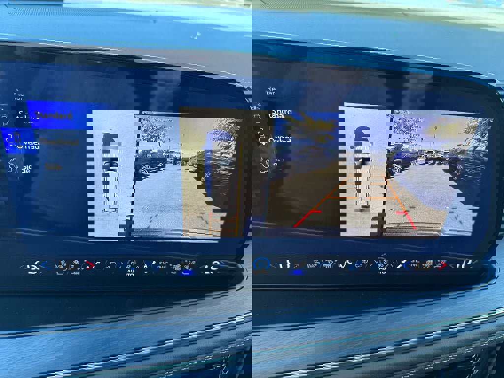 New 2026 Chevrolet Suburban Premier image 22