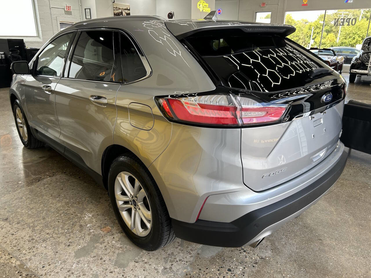 Used 2020 Ford Edge SEL w/ Convenience Package image 11