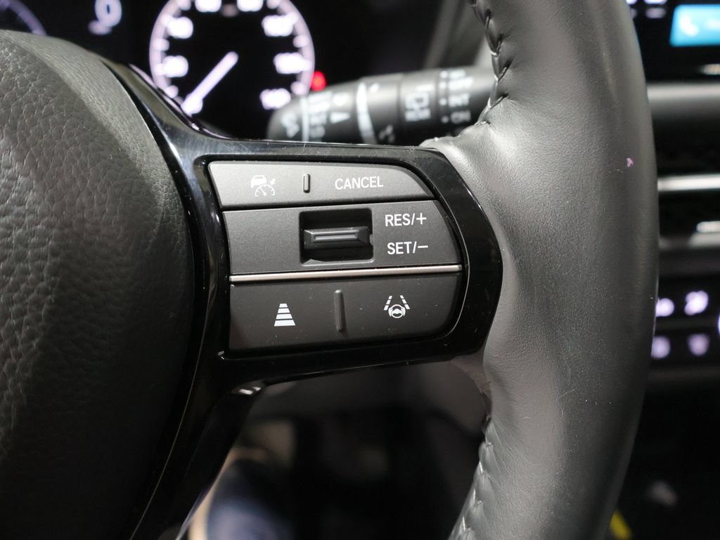 Used 2024 Honda HR-V EX-L image 37