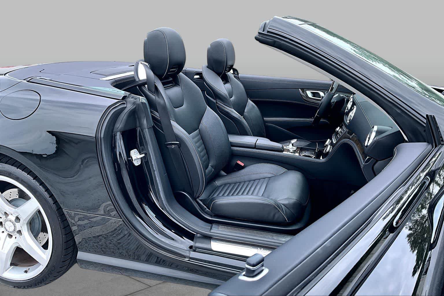 Used 2015 Mercedes-Benz SL 550 image 7