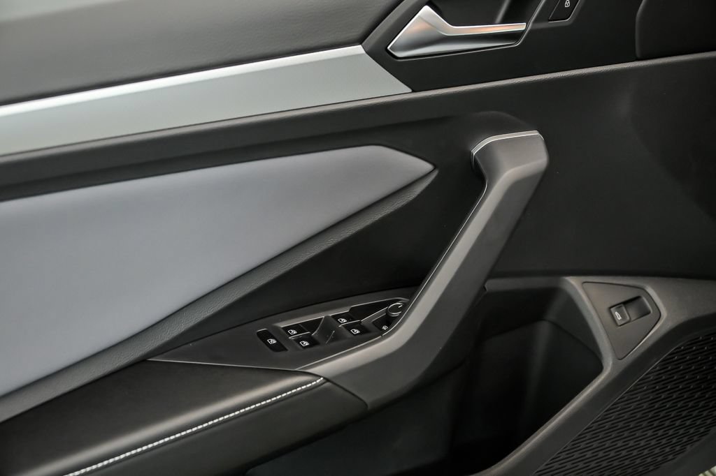 New 2026 Volkswagen Jetta SE FWD image 5