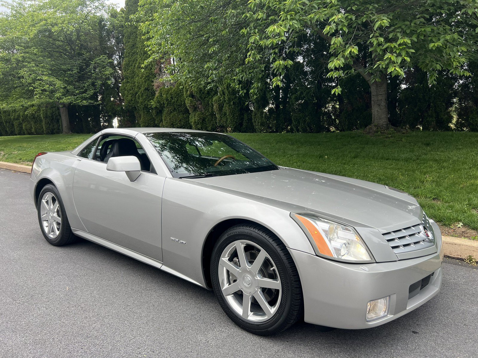 Used 2004 Cadillac XLR RWD image 63