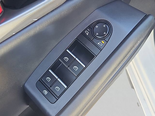 Used 2023 MAZDA MAZDA3 s image 21