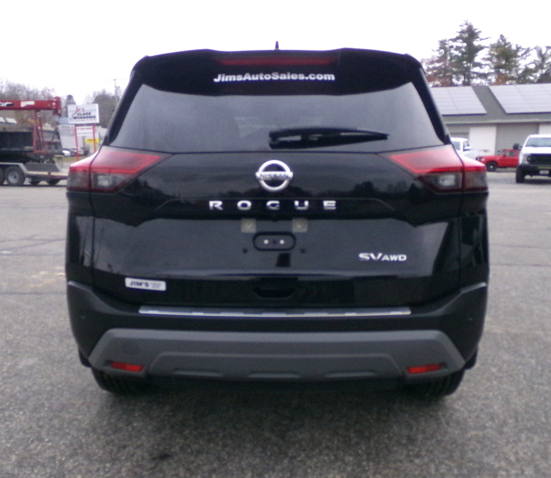 Used 2021 Nissan Rogue SV image 10