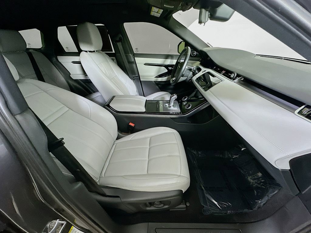 Used 2020 Land Rover Range Rover Evoque SE image 12