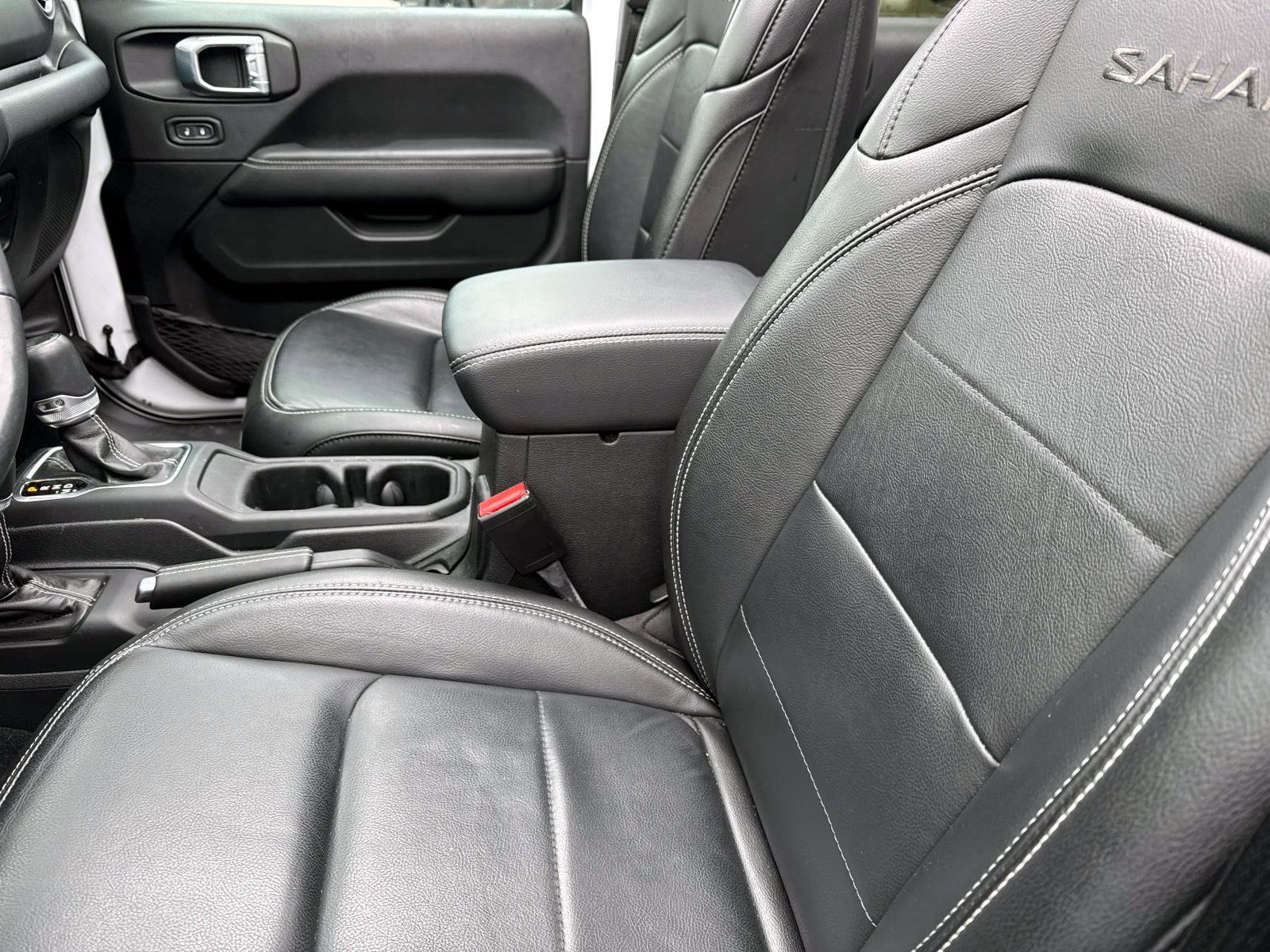 Used 2023 Jeep Wrangler Unlimited Sahara w/ Cold Weather Group image 8