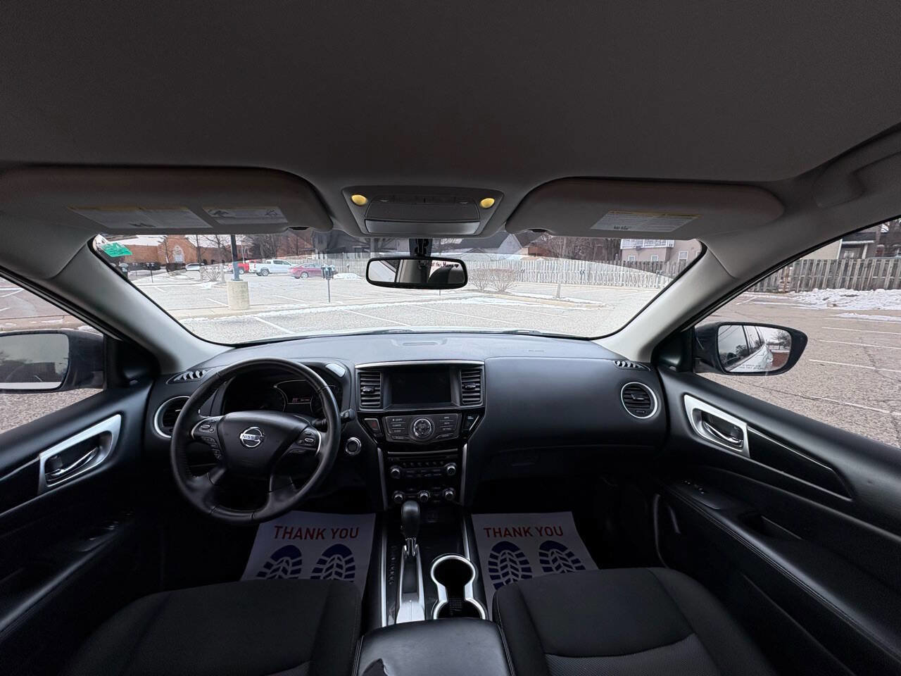 Used 2020 Nissan Pathfinder SV image 18