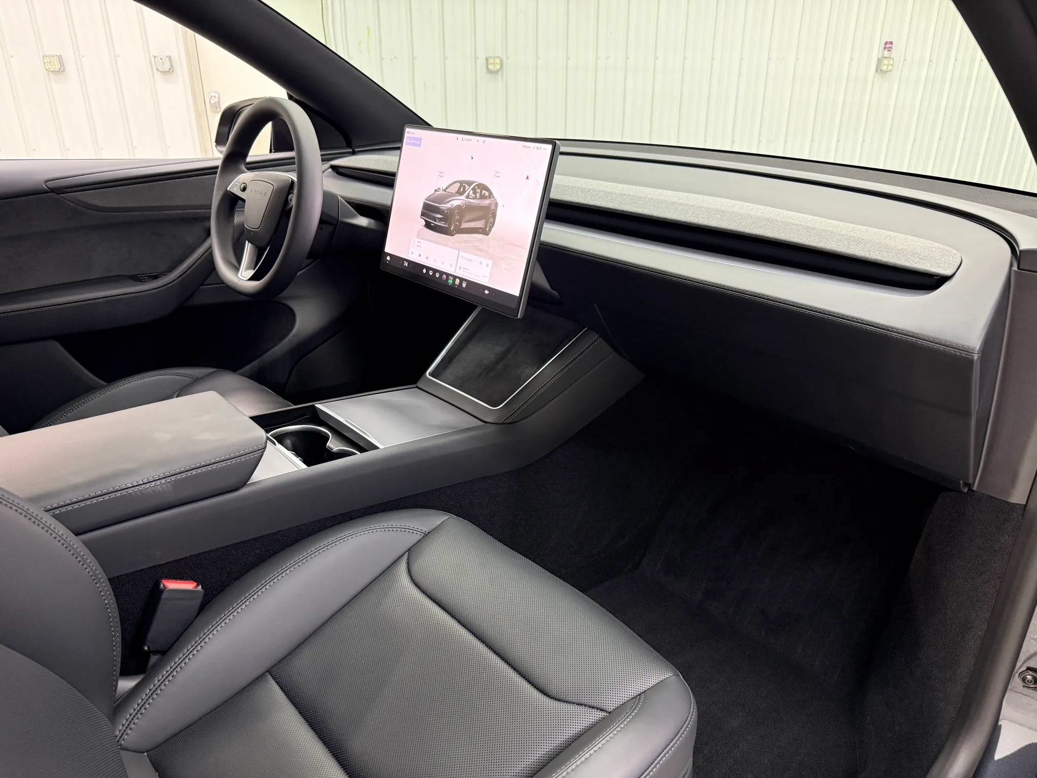 Used 2026 Tesla Model Y Long Range RWD image 15