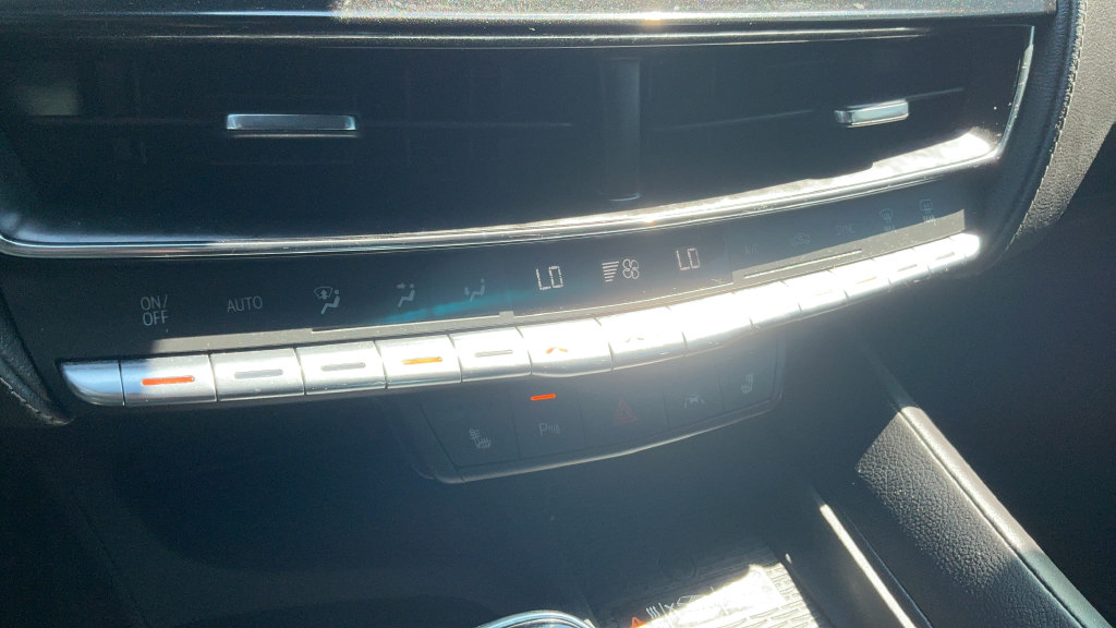 Used 2023 Cadillac CT5 Luxury w/ Sun And Sound Package RWD image 16
