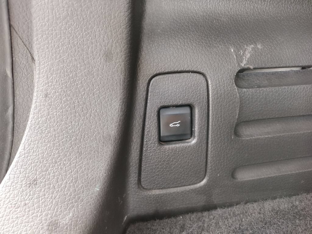 Used 2014 Ford Edge SEL w/ Canadian Touring Package FWD image 22